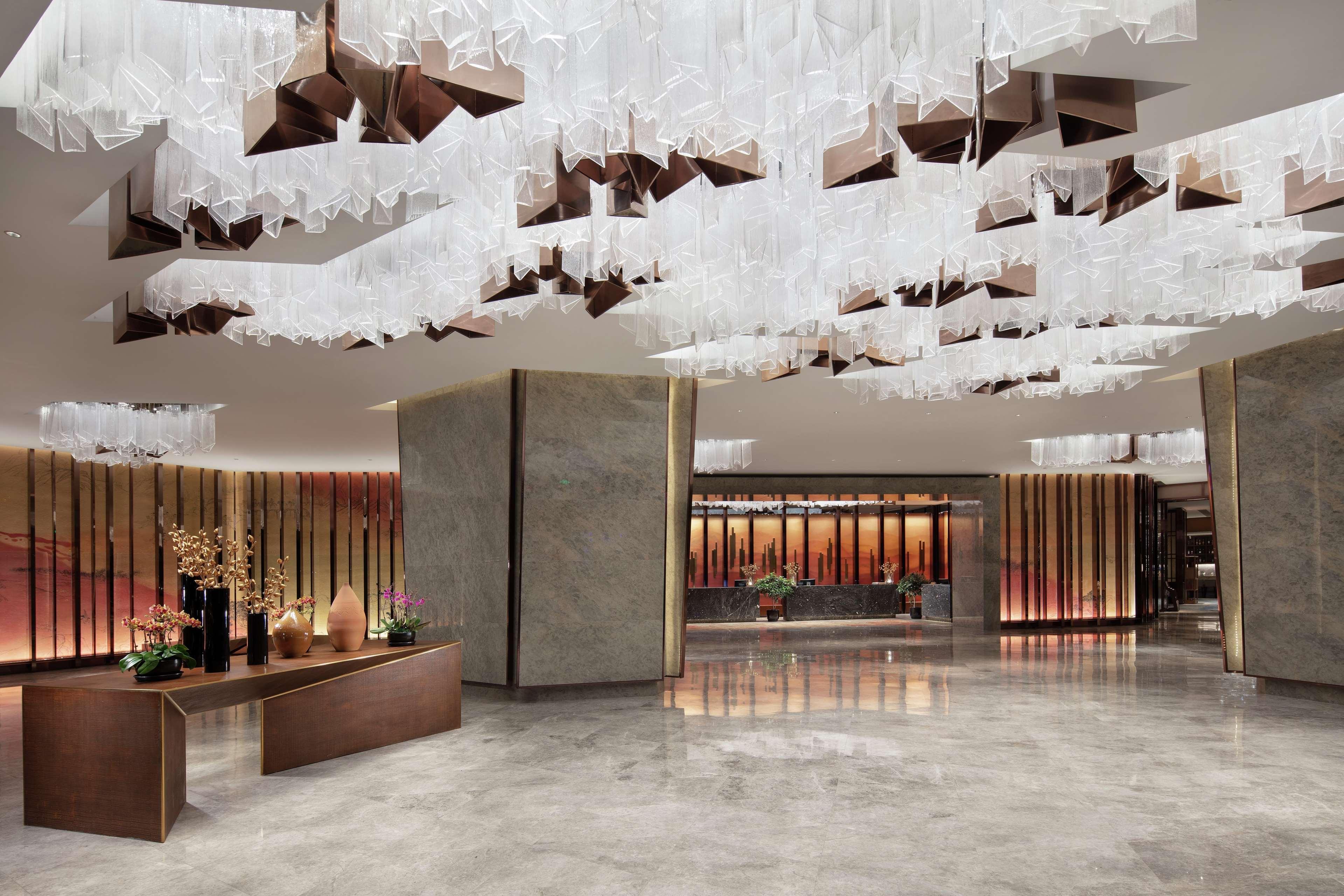 Hilton Shenyang Hotel Exterior foto