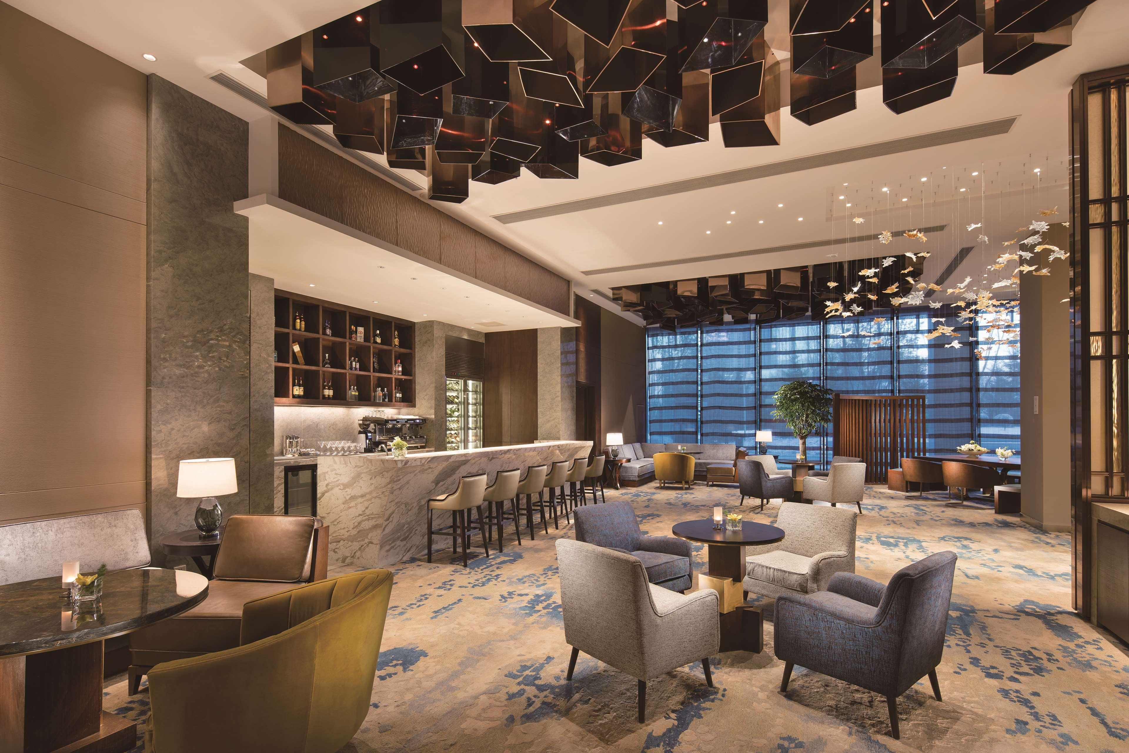 Hilton Shenyang Hotel Exterior foto