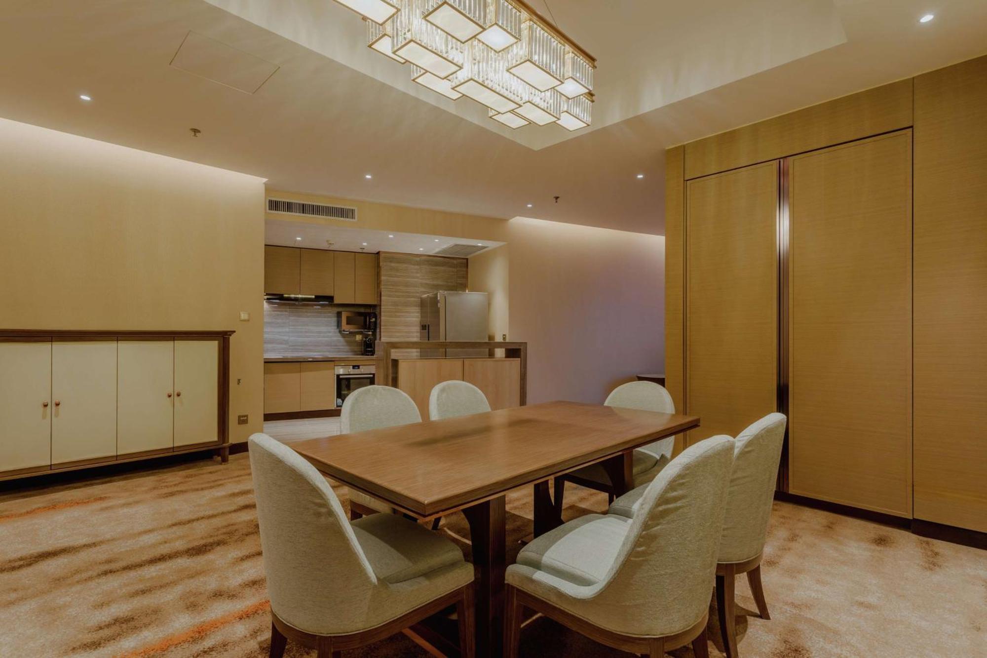 Hilton Shenyang Hotel Exterior foto